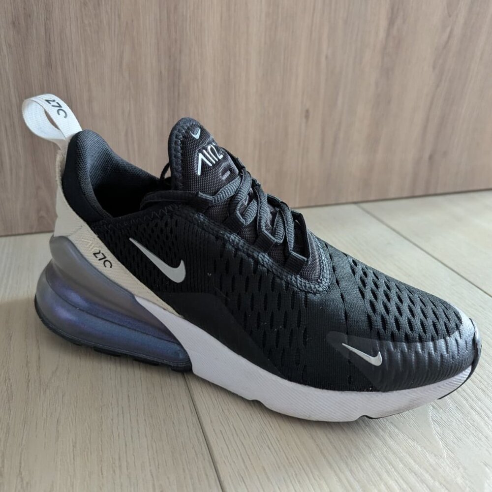 Nike Air Max 270